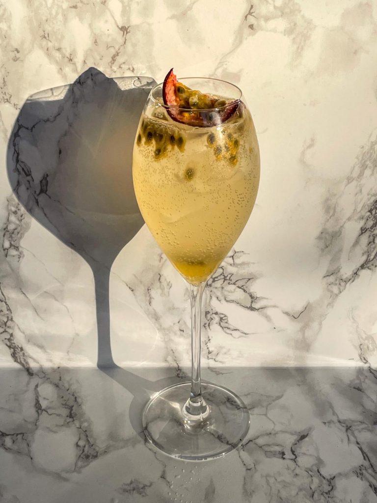 Passionfruit Le Fizz