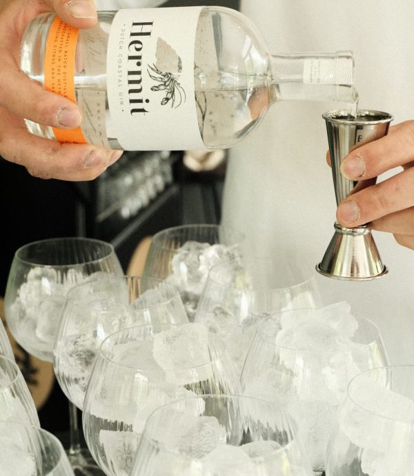 Cocktailcatering Gin & Tonic Hermit Cocktailworkshops Zeeland Logan Landing